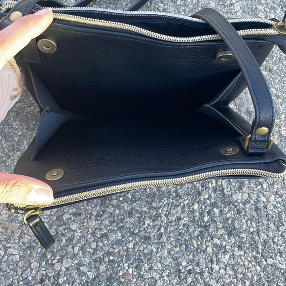 Brand new, with tags, True Craft shoulder bag, black with gold stars - Picture 6 of 7